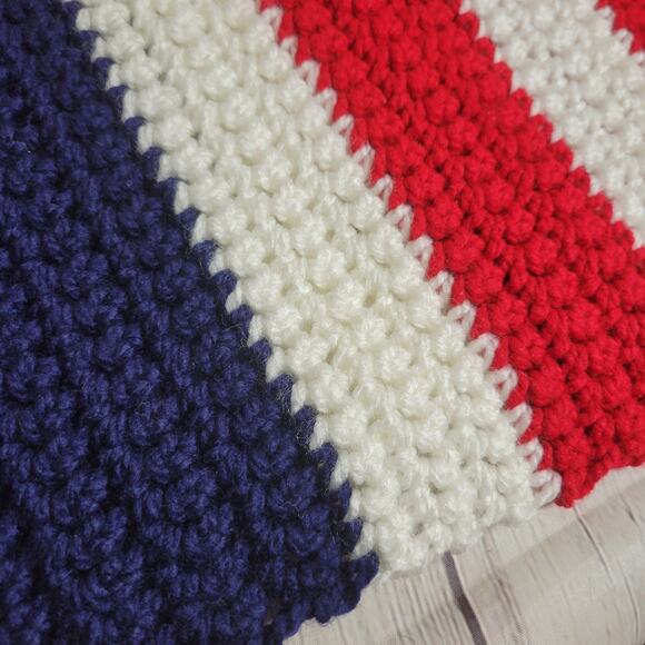 Handmade USA Crocheted Sofa Throw Shawl Wrap Lap Red/White/Blue American Flag - Picture 4 of 4